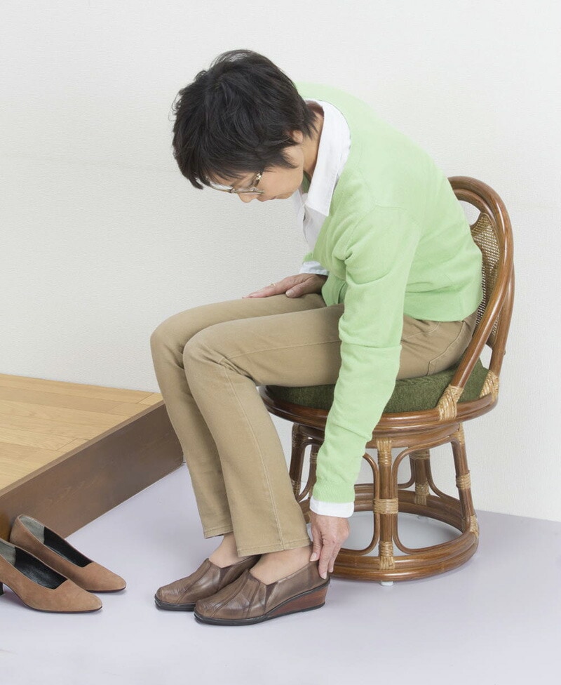 東京ラタン 天然籐回転チェア ハイタイプ 椅子 回転 木製 回転チェア 天然籐 高い おしゃれ 家具 座ったままくるりと回れて出入りがラクラク dap