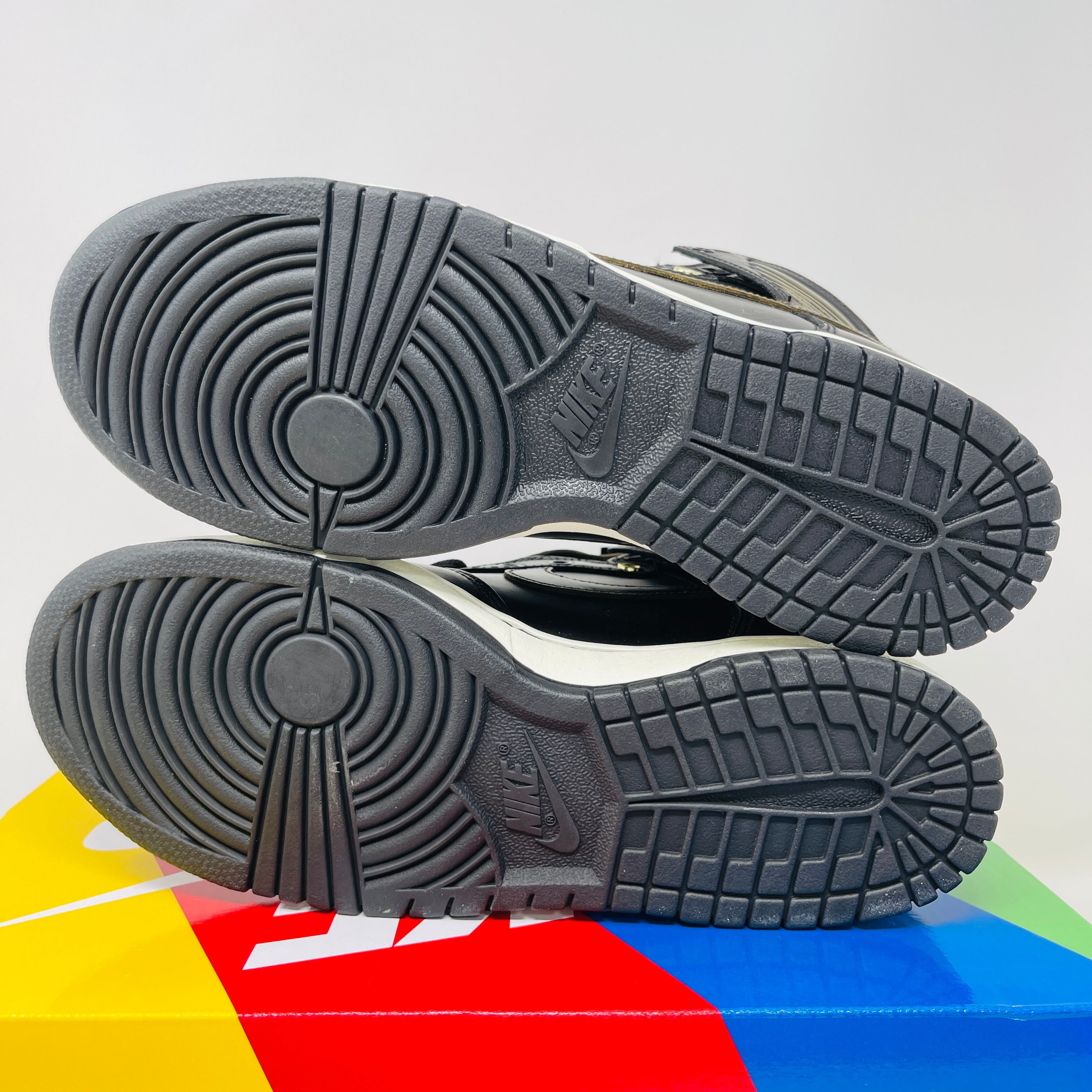 ポーンショップ ナイキ SB ダンク ハイ Pawnshop Nike SB Dunk High OG QS Old Soul メンズ スニーカー FJ0445-001