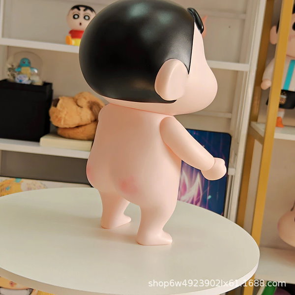 クレヨンしんちゃん フィギュアセット 大中小 おしりポーズ ハッピー