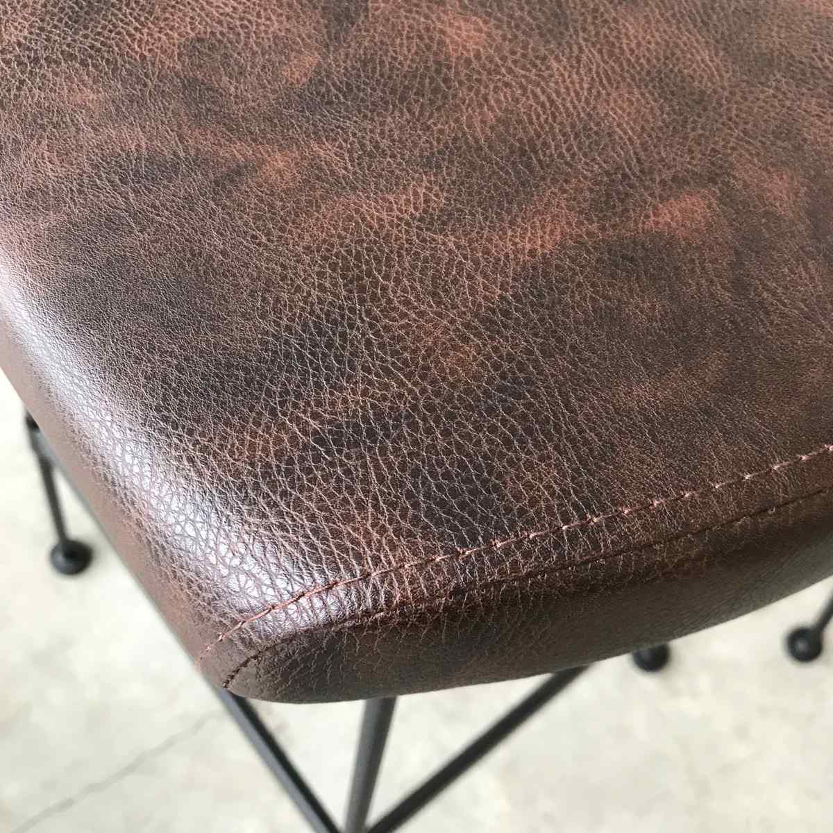 カウンタチェア シンプル 天然皮革調 スタイリッシュ ハイチェア バーチェア チェア 椅子 完成品 レザー調 背もたれなし スチール脚 カウンタチェア シンプル 天然皮革調 スタイリッシュ ハイチェア バーチェア チェア 椅子 完成品 レザー調 背もたれなし スチール脚