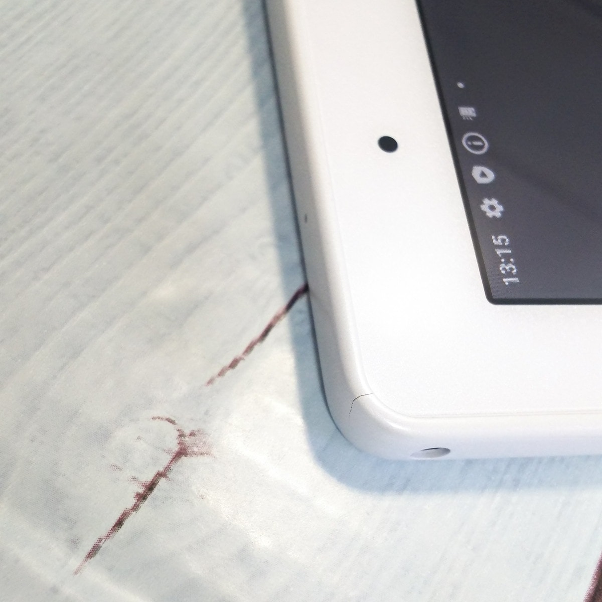 送料無料】docomo dtab d-41A SHARP Androidタブレット ホワイト