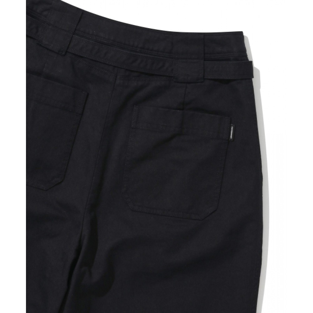 COVERNAT 女性用バミューダショーツブラック COVERNAT 女性用バミューダショーツブラック