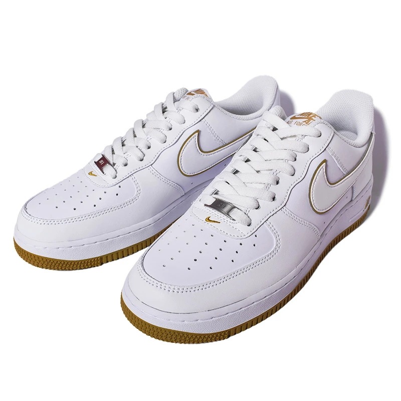 NIKE AIR FORCE 1 07 