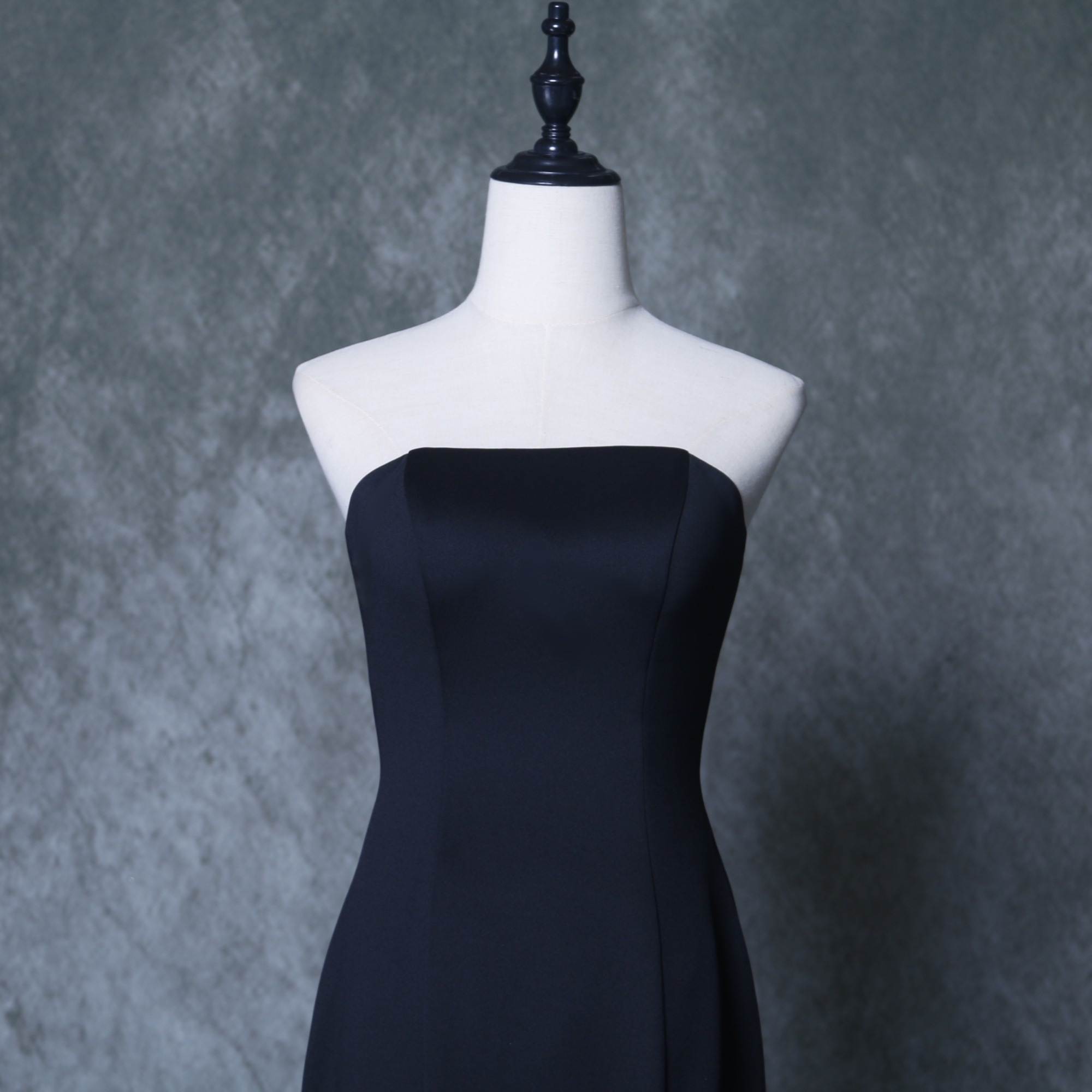 エレガント パーティードレス ブラック ベアトップ デザイン感 マーメイドライン ラッフルフリル 合コン/デート エレガント パーティードレス ブラック ベアトップ デザイン感 マーメイドライン ラッフルフリル 合コン/デート