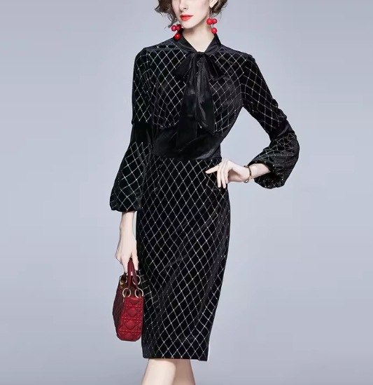 レディース ワンピース プルオーバー ドレス ミモレ 長袖 ボリューム袖 ランタンスリーブ ラウンドネック りぼんタイ Aライン フェミニン ウエストマーク ハイウエスト 切り替えデザイン ベルベット レディース ワンピース プルオーバー ドレス ミモレ 長袖 ボリューム袖 ランタンスリーブ ラウンドネック りぼんタイ Aライン フェミニン ウエストマーク ハイウエスト 切り替えデザイン ベルベット