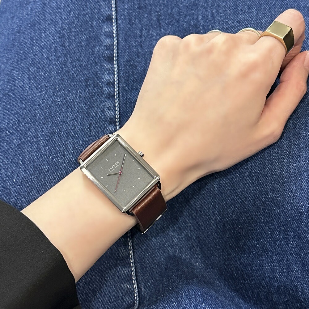 スカーゲン 腕時計 メンズ ブランド シンプル おしゃれ 四角 クオーツ 革ベルト グレー ダークブラウン メンズ腕時計 ブランド腕時計 男性用 仕事用 入社祝い 入学 卒業 贈り物 ギフト 男友達 スカーゲン 腕時計 メンズ ブランド シンプル おしゃれ 四角 クオーツ 革ベルト グレー ダークブラウン メンズ腕時計 ブランド腕時計 男性用 仕事用 入社祝い 入学 卒業 贈り物 ギフト 男友達