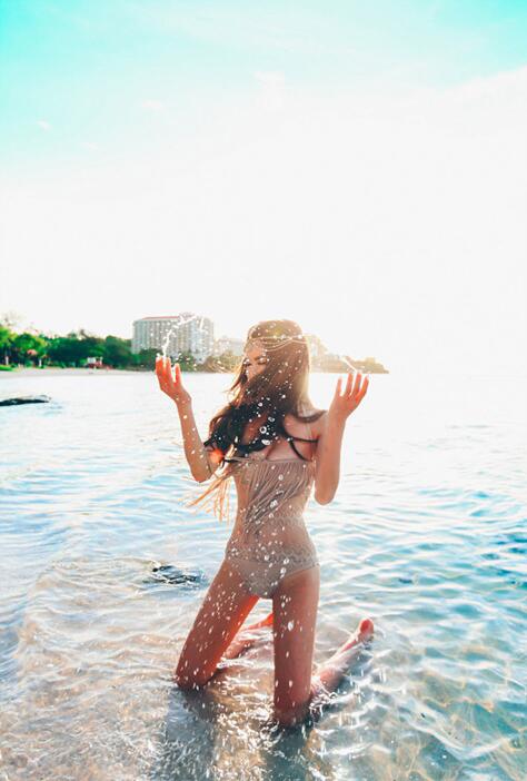 水着 ビキニ レディース セパレート 体型カバー ホルターネック パット入り バスト 盛れる レディスみずぎ ハワイ セクシー ダンス 海外セレブ 愛用リゾート かわいい ビーチMIZUGI-0