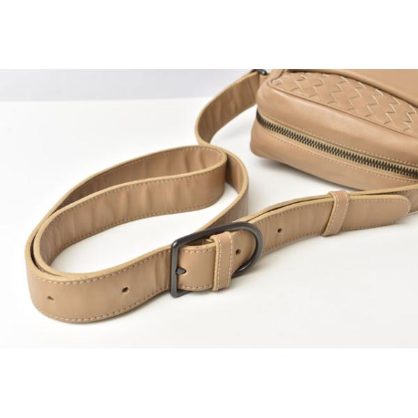 ショルダーバッグ メンズ BOTTEGA VENETA レザー キャメル 113092 V4651 9600 ショルダーバッグ メンズ BOTTEGA VENETA レザー キャメル 113092 V4651 9600