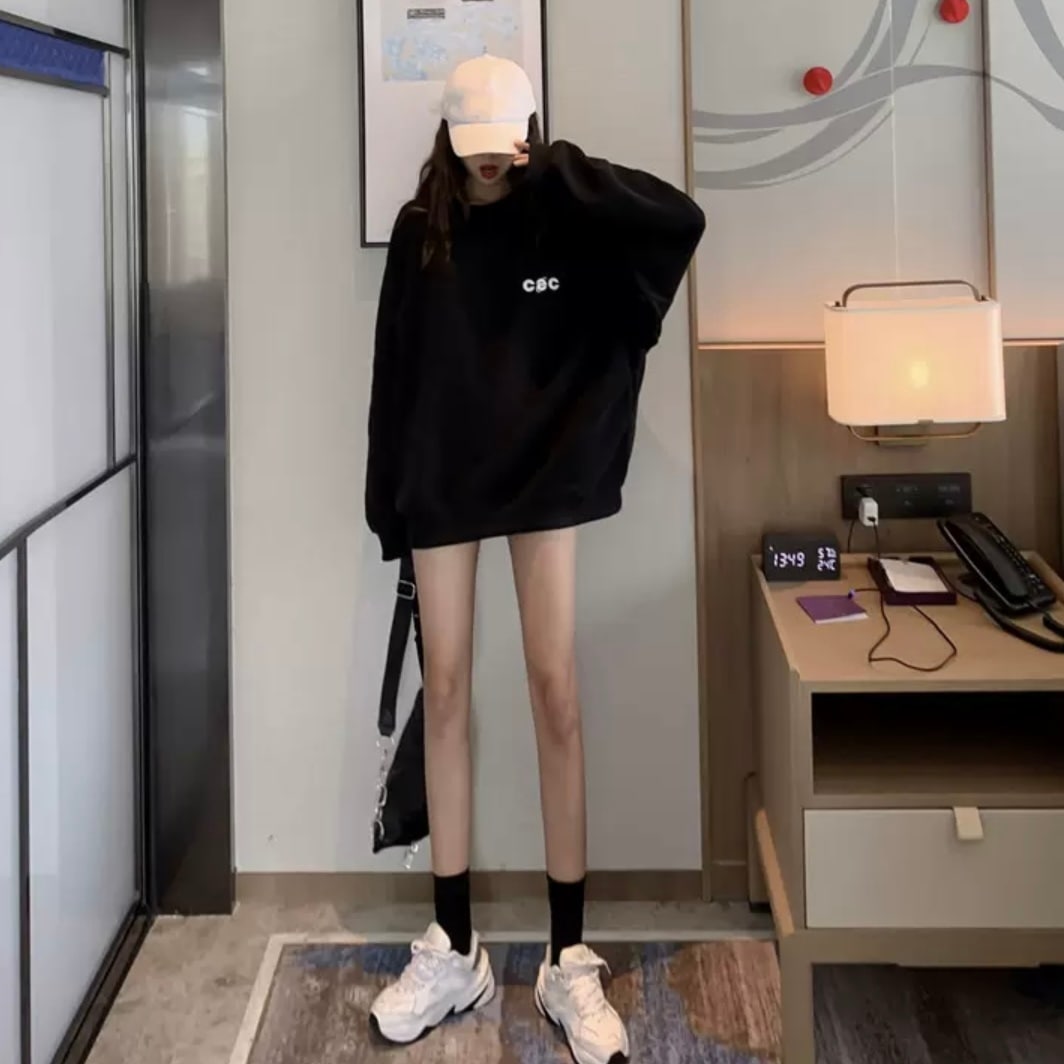 トップス シンプル パーカー フードなし トレーナー スウェット 袖あり 長袖 ドロップショルダー 萌袖 Uネック ラウンドネック クルーネック ストレート 可愛い シンプル カジュアル おしゃれ トップス シンプル パーカー フードなし トレーナー スウェット 袖あり 長袖 ドロップショルダー 萌袖 Uネック ラウンドネック クルーネック ストレート 可愛い シンプル カジュアル おしゃれ