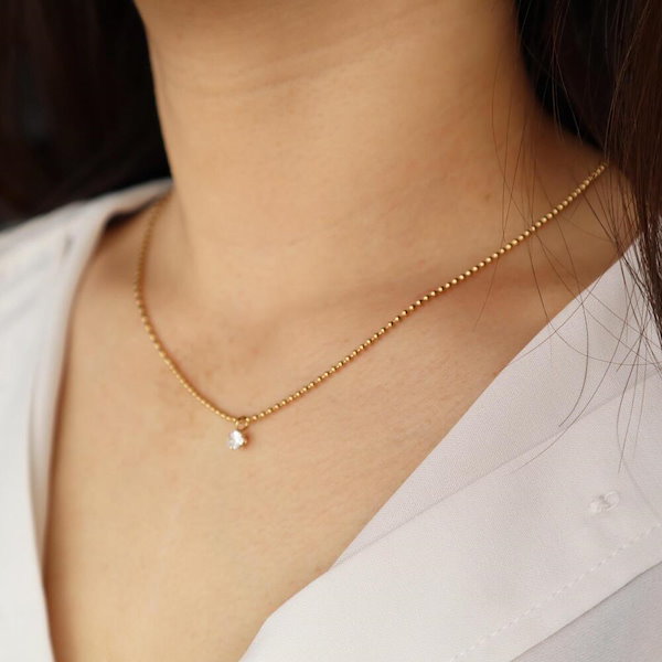a604P【お洒落⭐️】ネックレス　ジルコニア　三角形　華奢　高品質 楽天市場】【スーパーSALE 10%OFF ポイント5倍！】【新色追加