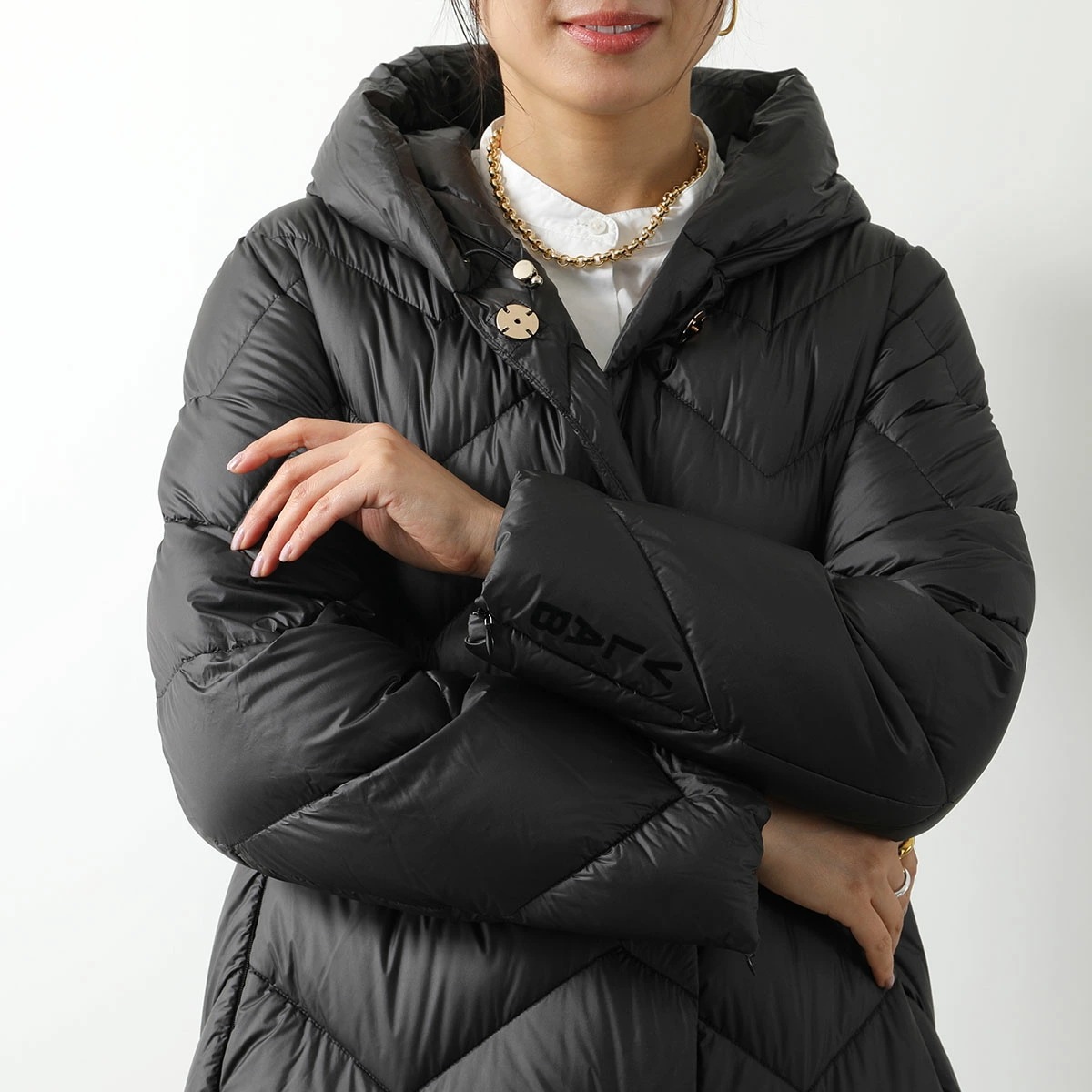 VLAB Laboratorio N.5 ヴィラボ ダウンコート MOOD FW36602 704 レディース フード付き フロッキープリント キルティング 1 VLAB Laboratorio N.5 ヴィラボ ダウンコート MOOD FW36602 704 レディース フード付き フロッキープリント キルティング 1