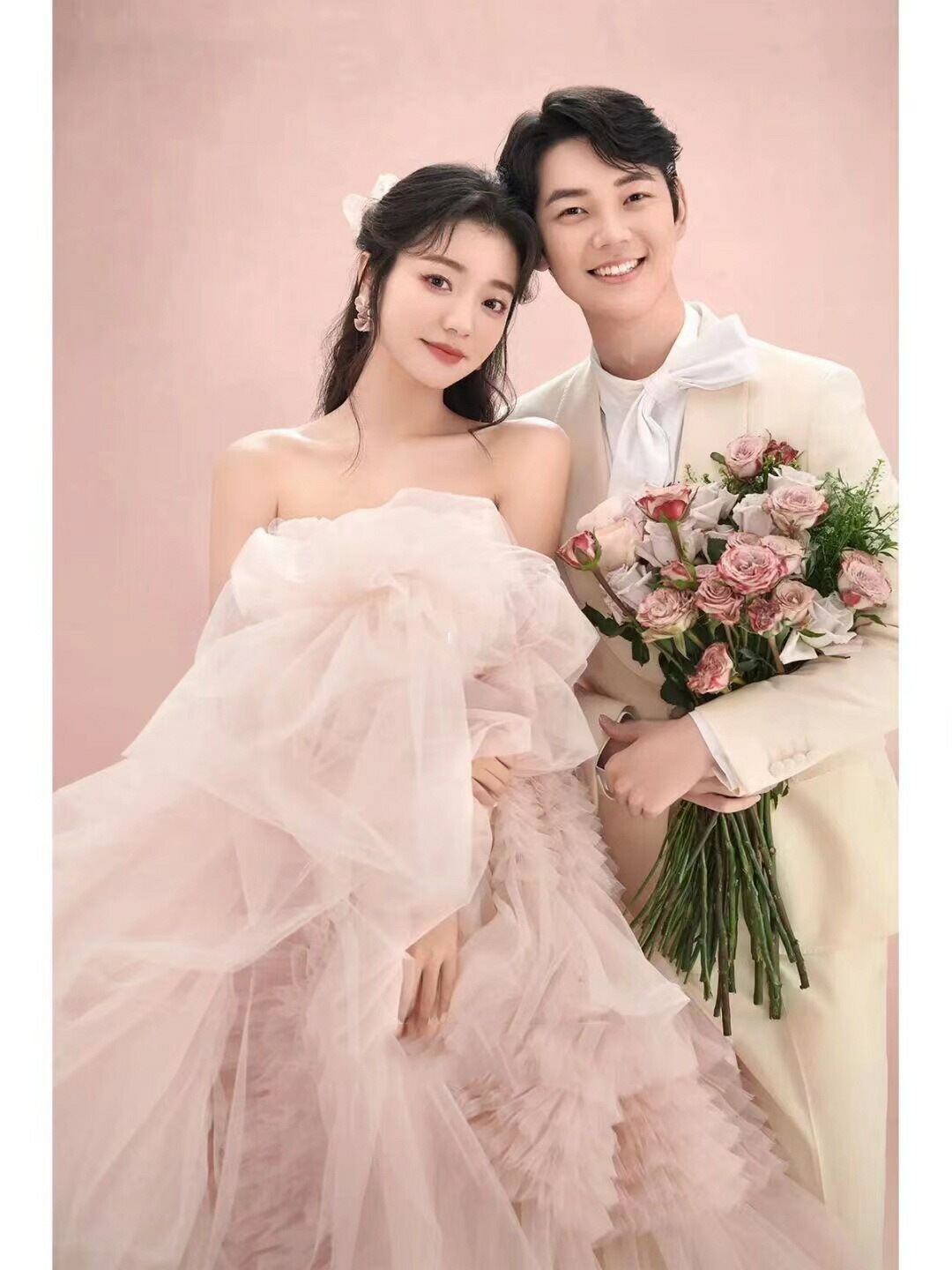 特別仕様チュールドレス 森系 エレガントなテーマのノースリーブの