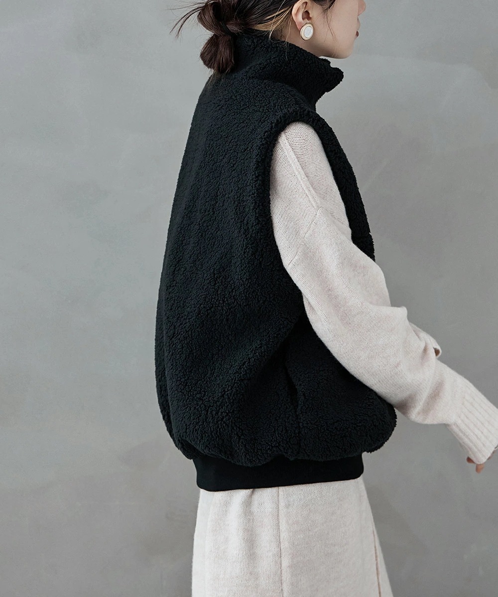 【即納】ハーフジップボリュームボアベスト トップス アウター ベスト ボア ハーフジップ ノースリーブ スタンドカラー ハイネック ボトルネック ジップアップ レイヤード プルオーバー ビッグシルエッ 【即納】ハーフジップボリュームボアベスト トップス アウター ベスト ボア ハーフジップ ノースリーブ スタンドカラー ハイネック ボトルネック ジップアップ レイヤード プルオーバー ビッグシルエッ