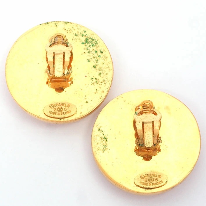 シャネル ココマーク エンボステクスチャー ラウンド ブラック クリップタイプ 【イヤリング】 シャネル ココマーク エンボステクスチャー ラウンド ブラック クリップタイプ 【イヤリング】