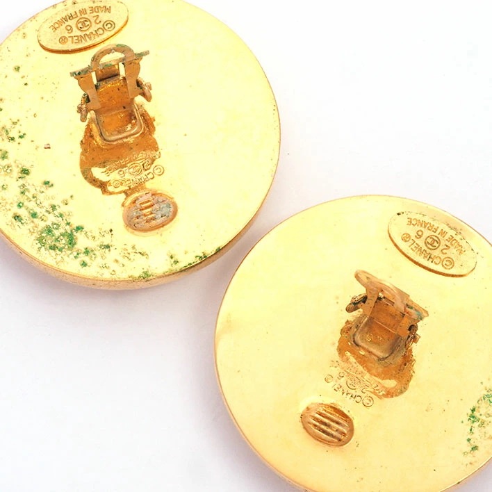 シャネル ココマーク エンボステクスチャー ラウンド ブラック クリップタイプ 【イヤリング】 シャネル ココマーク エンボステクスチャー ラウンド ブラック クリップタイプ 【イヤリング】