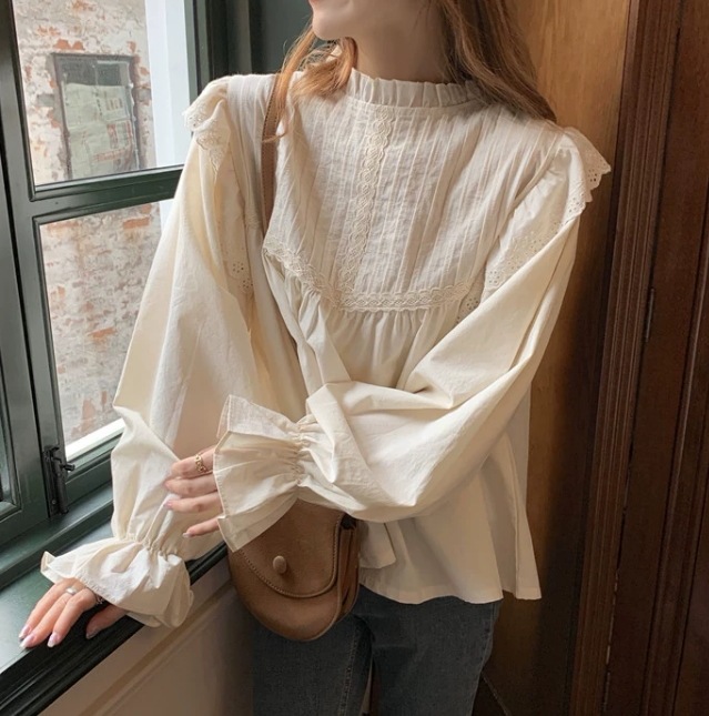 フリルブラウス ハイネック ボリューム袖 トップス ブラウス レギュラー丈 長袖 萌袖 セミフレア 細身 ストレート 裾ワイド レース 刺繍 シフォン 薄手 かわいい シンプル カジュアル 大人 フリルブラウス ハイネック ボリューム袖 トップス ブラウス レギュラー丈 長袖 萌袖 セミフレア 細身 ストレート 裾ワイド レース 刺繍 シフォン 薄手 かわいい シンプル カジュアル 大人