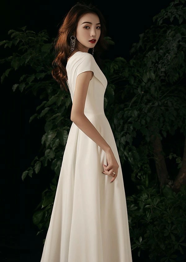 ロングドレス ミモレ丈ドレス 白ドレス 演奏会 大人 ピアノ 発表会 白 ワンピース 袖付き ドレス 半袖 成人式 同窓会 演奏会ドレス Aライン 結婚式 ステージドレス 二次会 花嫁 母親 パーティ