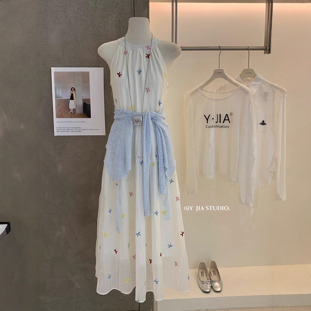 Y.jia甘くて優しいスリムな弓の刺繍ホルターネックシフォンドレス春と夏の妖精のスカート Y.jia甘くて優しいスリムな弓の刺繍ホルターネックシフォンドレス春と夏の妖精のスカート