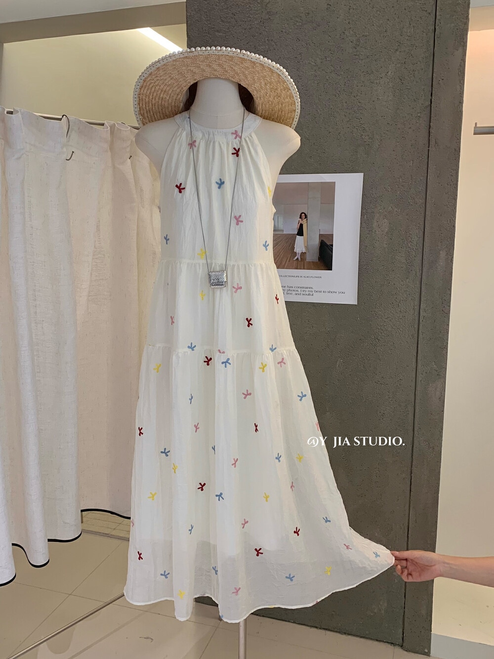 Y.jia甘くて優しいスリムな弓の刺繍ホルターネックシフォンドレス春と夏の妖精のスカート Y.jia甘くて優しいスリムな弓の刺繍ホルターネックシフォンドレス春と夏の妖精のスカート