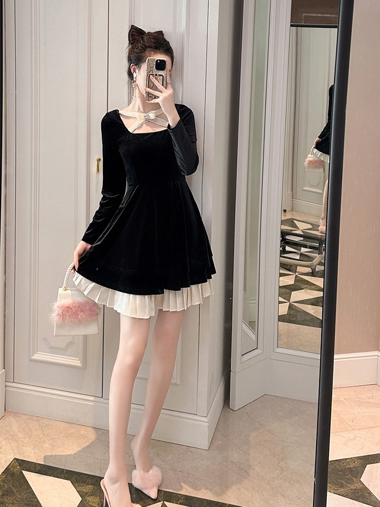 【JY.上品】 2025秋 蝶結び ベルベット プリーツ ドレス パーティー キャバ 大人 同窓会 披露宴 卒業式 結婚式 演奏会 ウェディング 二次会 メガ割 【JY.上品】 2025秋 蝶結び ベルベット プリーツ ドレス パーティー キャバ 大人 同窓会 披露宴 卒業式 結婚式 演奏会 ウェディング 二次会 メガ割