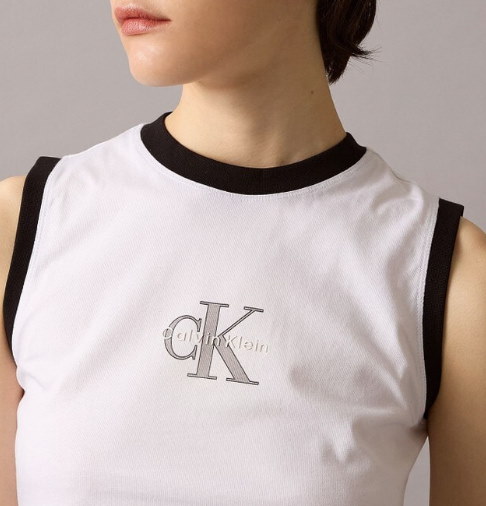 Qoo10] Calvin Klein モノグラム ノースリーブTシャツ (47