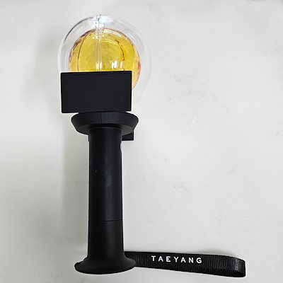 TAEYANG YOUNGBAE ペンライト TAEYANG ペンライト テヤン ヨンベ SOL - メルカリ