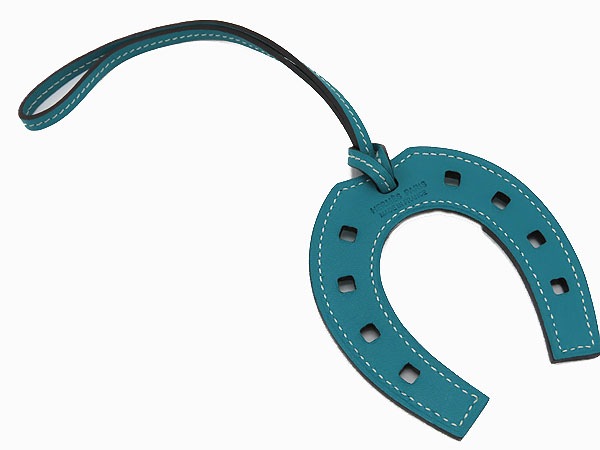 新古品エルメスパドックホースシューシュバル馬蹄モチーフチャーム