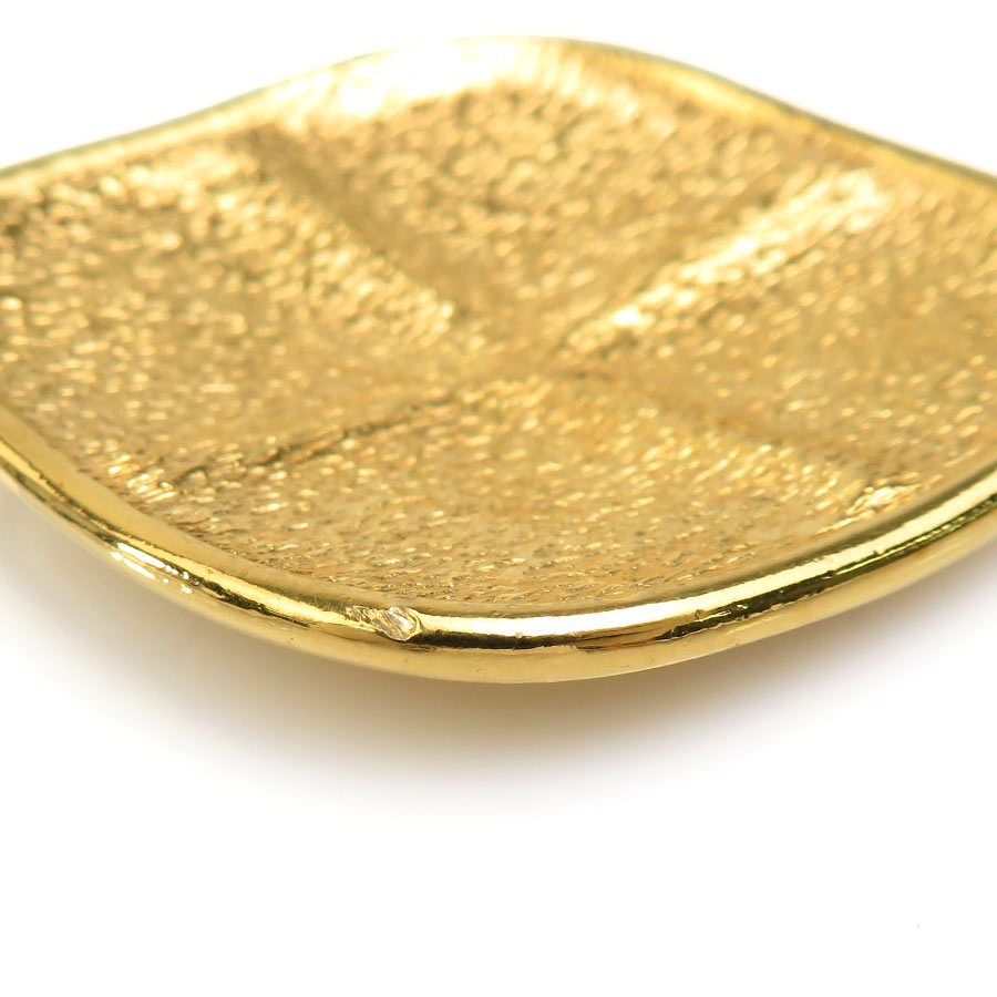 シャネル CHANEL イヤリング メタル ゴールド レディース e59088a シャネル CHANEL イヤリング メタル ゴールド レディース e59088a