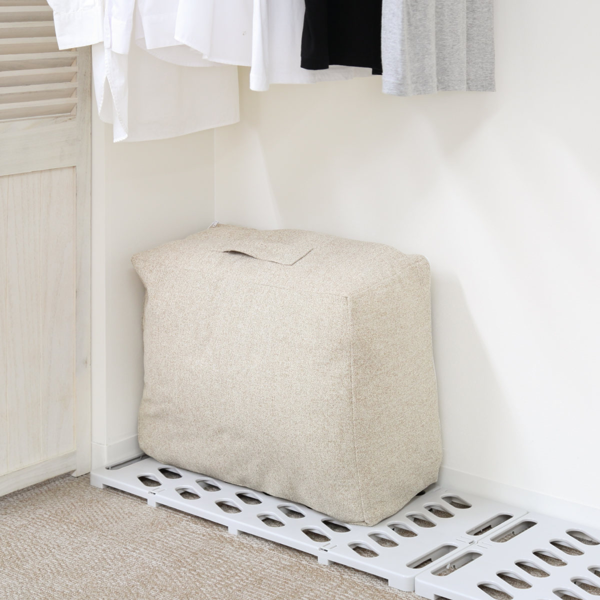 すのこ スタンディー プラスチック 押入れ収納 すのこ 押入れ スノコ 立体 12枚入り 抗菌 防カビ 湿気 結露 カビ ダニ 対策 布団 衣類 押し入れ収納 壁面 クローゼット ふとん すのこ スタンディー プラスチック 押入れ収納 すのこ 押入れ スノコ 立体 12枚入り 抗菌 防カビ 湿気 結露 カビ ダニ 対策 布団 衣類 押し入れ収納 壁面 クローゼット ふとん