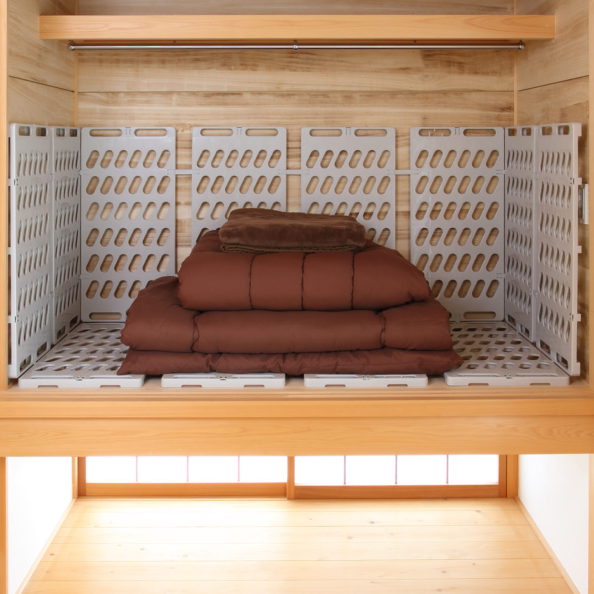 すのこ スタンディー プラスチック 押入れ収納 すのこ 押入れ スノコ 立体 12枚入り 抗菌 防カビ 湿気 結露 カビ ダニ 対策 布団 衣類 押し入れ収納 壁面 クローゼット ふとん すのこ スタンディー プラスチック 押入れ収納 すのこ 押入れ スノコ 立体 12枚入り 抗菌 防カビ 湿気 結露 カビ ダニ 対策 布団 衣類 押し入れ収納 壁面 クローゼット ふとん