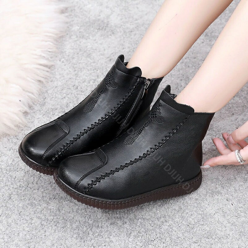 レディース ショートブーツ サイドジップ 柔らかい 歩きやすい カジュアル 滑りにくい 柔らかい 幅広 ラウンドトゥ ローヒール アンクルブーツ ハイカット 防寒 ブーツ おしゃれ スノーシューズ 暖