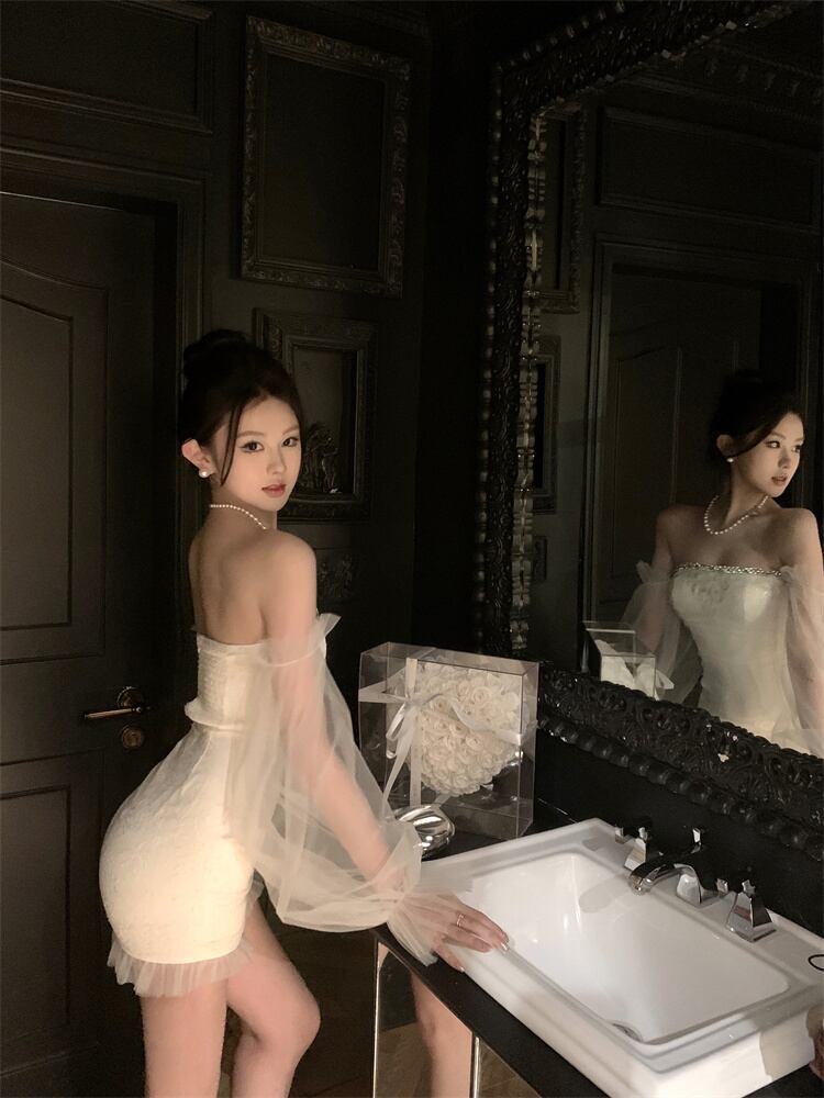 ワンピース ドレス レディース ミニ ショート ランタンスリーブ ワンショルダー ペプラム チュール フリル 透け感 シースルー かわいい 大人可愛い きれいめ シンプル 上品 レトロ こなれ感 ガー