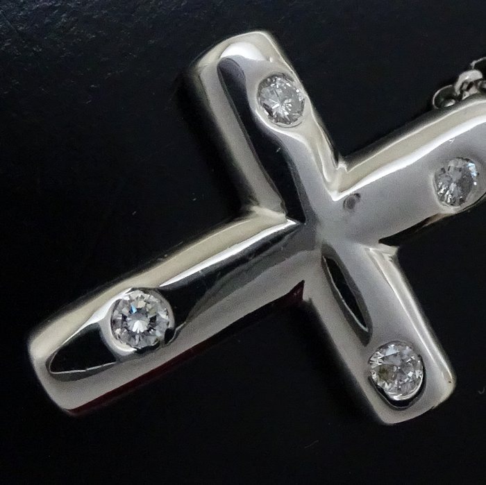 クロス ネックレス 4Pダイヤモンド Pt900プラチナxPt850プラチナ /75245【中古】 クロス ネックレス 4Pダイヤモンド Pt900プラチナxPt850プラチナ /75245【中古】