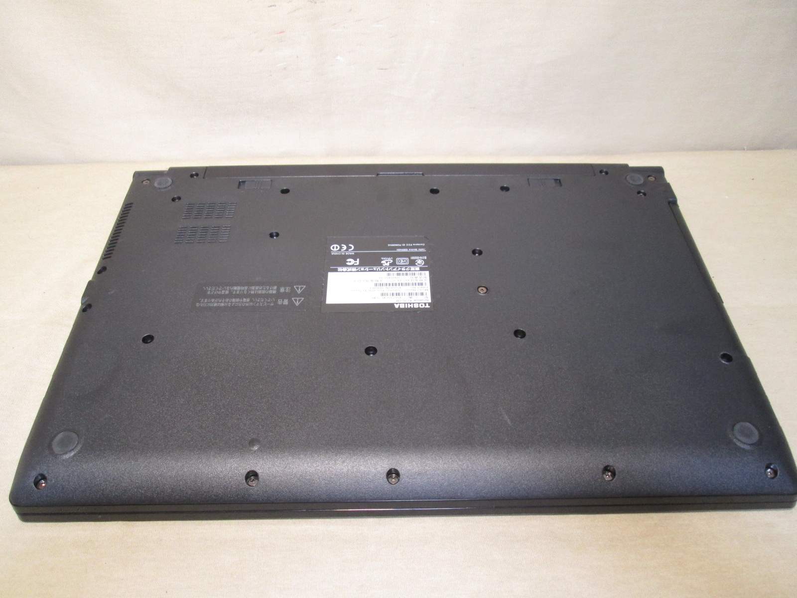 dynabook AZ35/CB【Core i3 7100U】電源投入可 [91700]