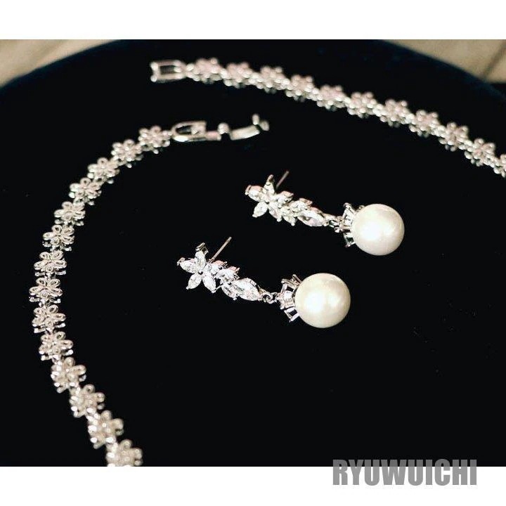 ネックレス アクセサリー ジュエリー アクセ 小物 ネックレス ピアス イヤリング ビジュー フラワー パール シルバー可愛い ミセス モダン[acx79]