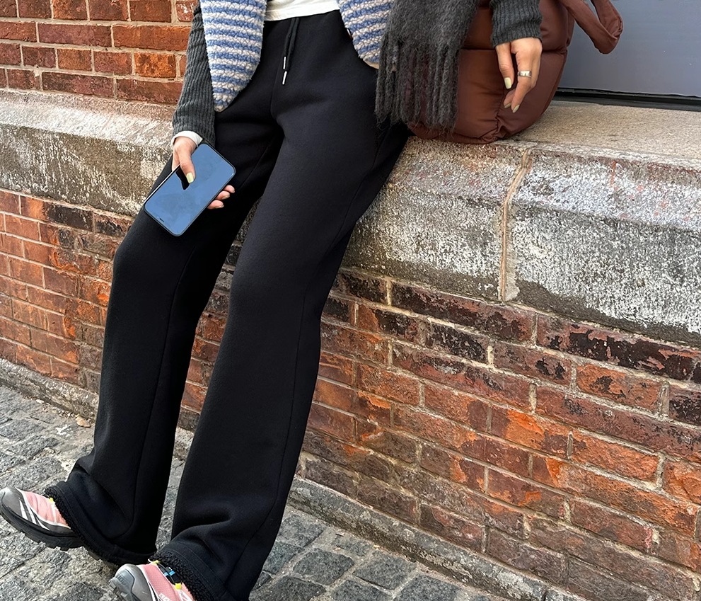 レディース パンツ ボトムス スウェットパンツ ロング フレア ポケット ハイウエスト ウエストゴム 伸縮性 フリース シンプル カジュアル おしゃれ こなれ感 ラフ 無地 秋 冬 お出かけ レディース パンツ ボトムス スウェットパンツ ロング フレア ポケット ハイウエスト ウエストゴム 伸縮性 フリース シンプル カジュアル おしゃれ こなれ感 ラフ 無地 秋 冬 お出かけ