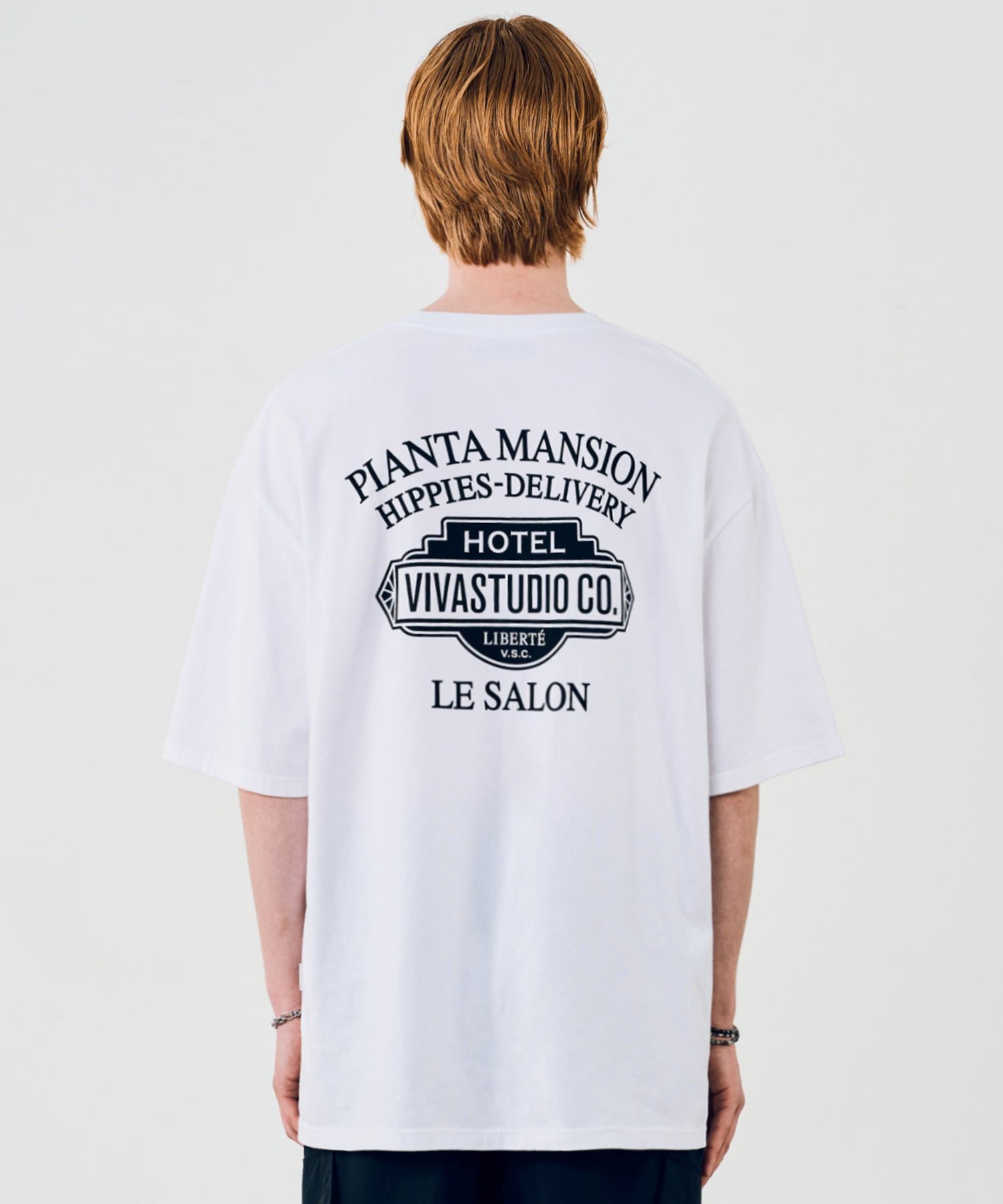 HIPPIES TEE 3色 新商品 韓国人気 男女共用 韓国ファッション 夏のファッション 学生ファッション カップル デイリールック ヴィンテージ ストリートファッション