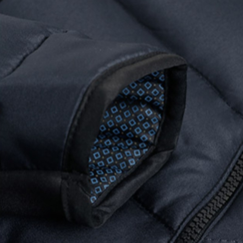 (フアンセ) V クオリファイングライトウェイトパッド入りジャンパー OSPD4152