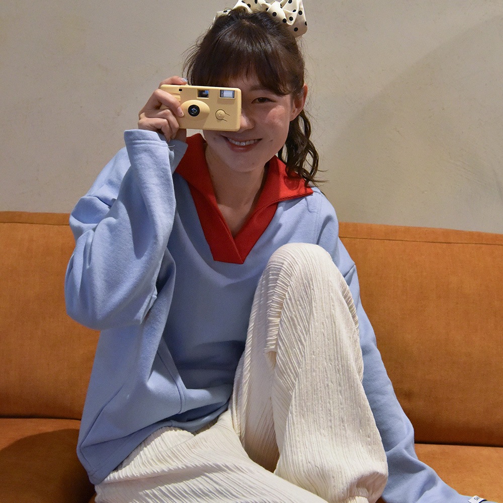 オープンカラースウェットシャツ（スカイブルー）