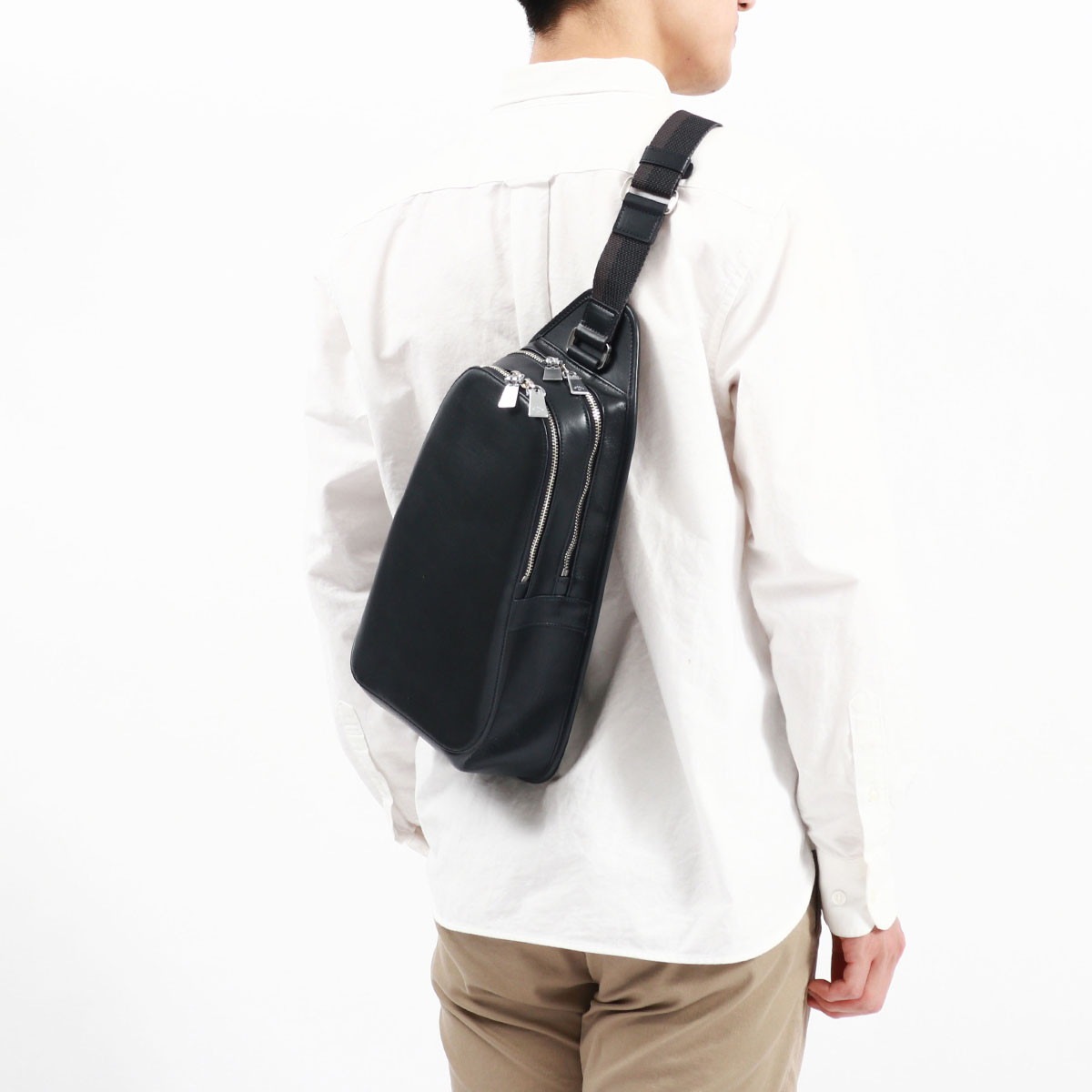 正規取扱店 ボディバッグ Antique Leather ワンショルダーバッグ ショルダーバッグ 本革 縦型 斜めがけ 2層 小さめ 旅行 日本製 メンズ レディース 01-07004 正規取扱店 ボディバッグ Antique Leather ワンショルダーバッグ ショルダーバッグ 本革 縦型 斜めがけ 2層 小さめ 旅行 日本製 メンズ レディース 01-07004