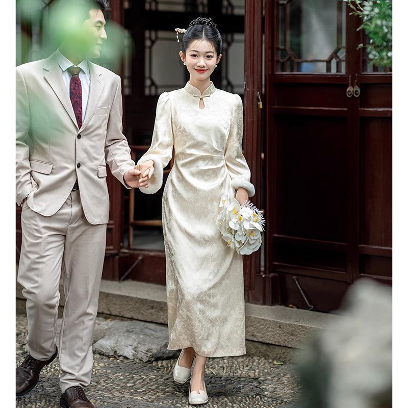 2025年5月パーティードレス チョンサム花嫁介添人ドレス2025新しい気質の婚約ドレス 2025年5月パーティードレス チョンサム花嫁介添人ドレス2025新しい気質の婚約ドレス