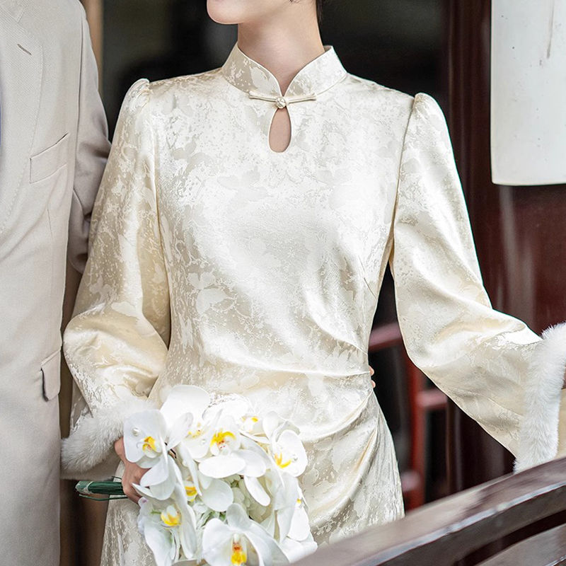 2025年5月パーティードレス チョンサム花嫁介添人ドレス2025新しい気質の婚約ドレス 2025年5月パーティードレス チョンサム花嫁介添人ドレス2025新しい気質の婚約ドレス