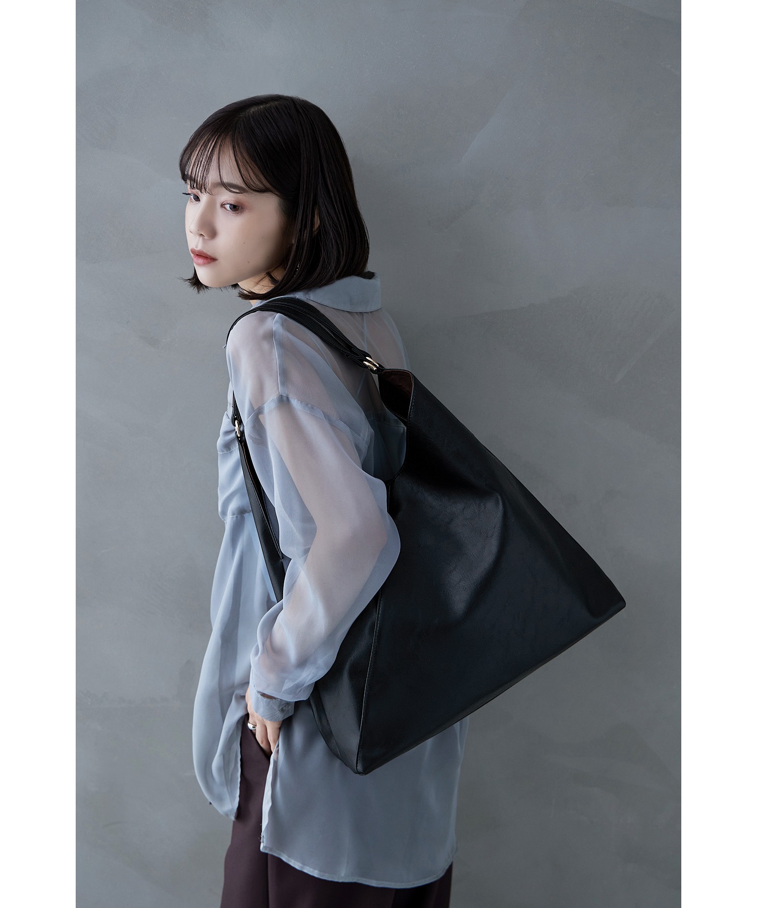 トライアングルフェイクレザートートバッグ レディース 鞄 バッグ フェイクレザー ワンハンドル トートバッグ ハンドバッグ ワンショルダーバッグ レザー 手提げ 肩掛け A4サイズ対応 三角 合皮 トライアングルフェイクレザートートバッグ レディース 鞄 バッグ フェイクレザー ワンハンドル トートバッグ ハンドバッグ ワンショルダーバッグ レザー 手提げ 肩掛け A4サイズ対応 三角 合皮