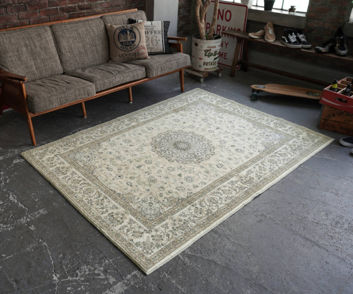 ラグ マイクロファイバー クラシックデザイン 140x200cm ラグマット カーペット 絨毯 マット フロアマット アクセントラグ 長方形 2畳 オールシーズン ホットカーペット 床暖 対応