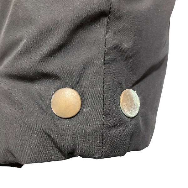 23区オム ブラック 48サイズ ダウンコート アパレル アウター ユニセックス 【中古】 23区オム ブラック 48サイズ ダウンコート アパレル アウター ユニセックス 【中古】