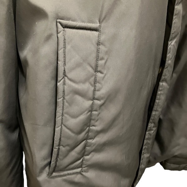 23区オム ブラック 48サイズ ダウンコート アパレル アウター ユニセックス 【中古】 23区オム ブラック 48サイズ ダウンコート アパレル アウター ユニセックス 【中古】