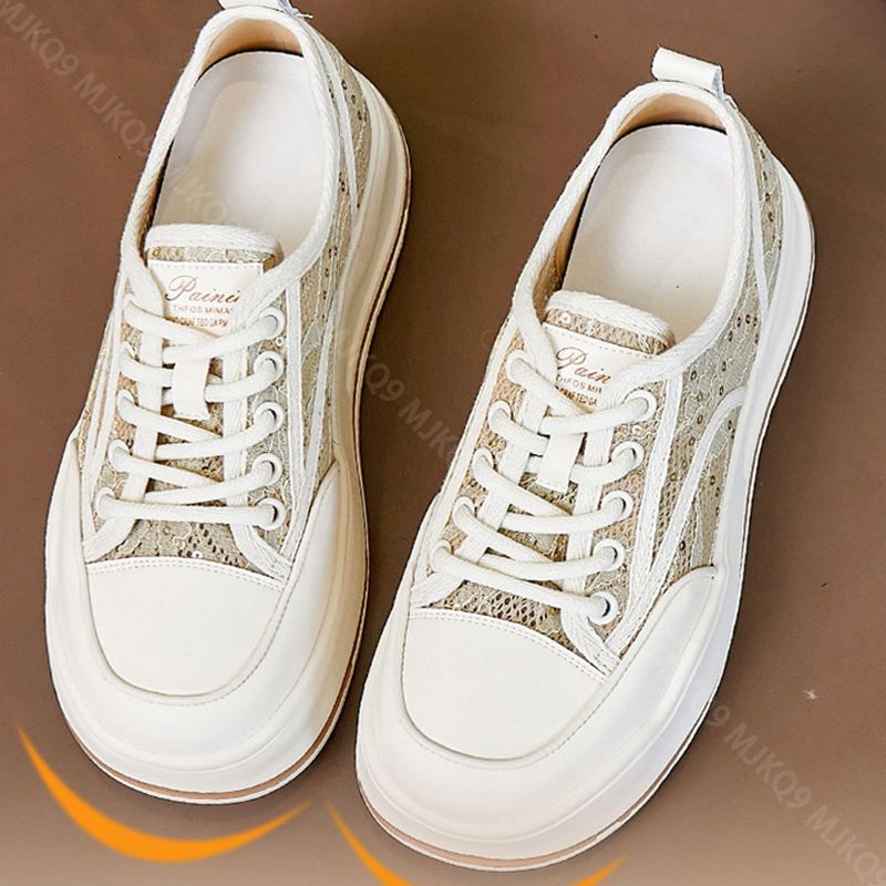 1000円OFFクーポン カジュアル スニーカー レディース 厚底 レース 通気 ランニングシューズ 通学靴 美脚 デッキシューズ 軽量 無地 疲れにくい 柔らかい 走れる 美脚スニーカー 滑り止め