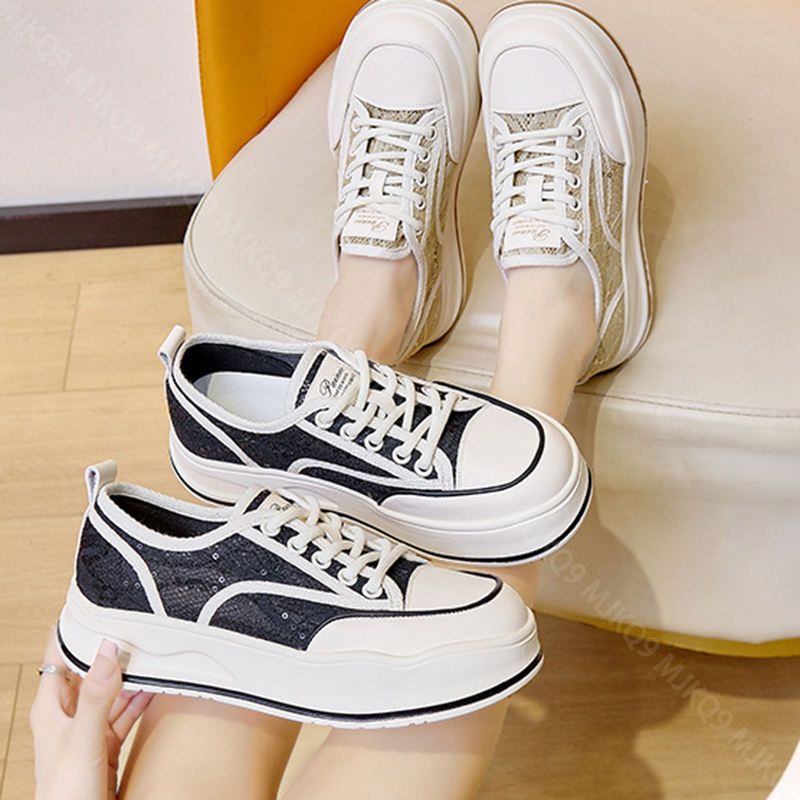 1000円OFFクーポン カジュアル スニーカー レディース 厚底 レース 通気 ランニングシューズ 通学靴 美脚 デッキシューズ 軽量 無地 疲れにくい 柔らかい 走れる 美脚スニーカー 滑り止め
