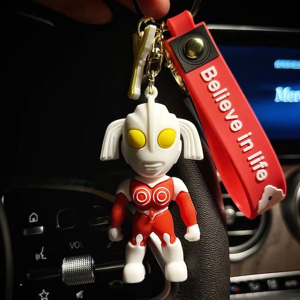 Qoo10] ウルトラマンキーホルダー学生かばんチェー