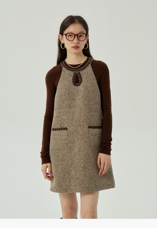 オーモントエッグタルトホームレトロホルターネックウォータードロップドレス冬新作ウエストスリムショートベストドレス